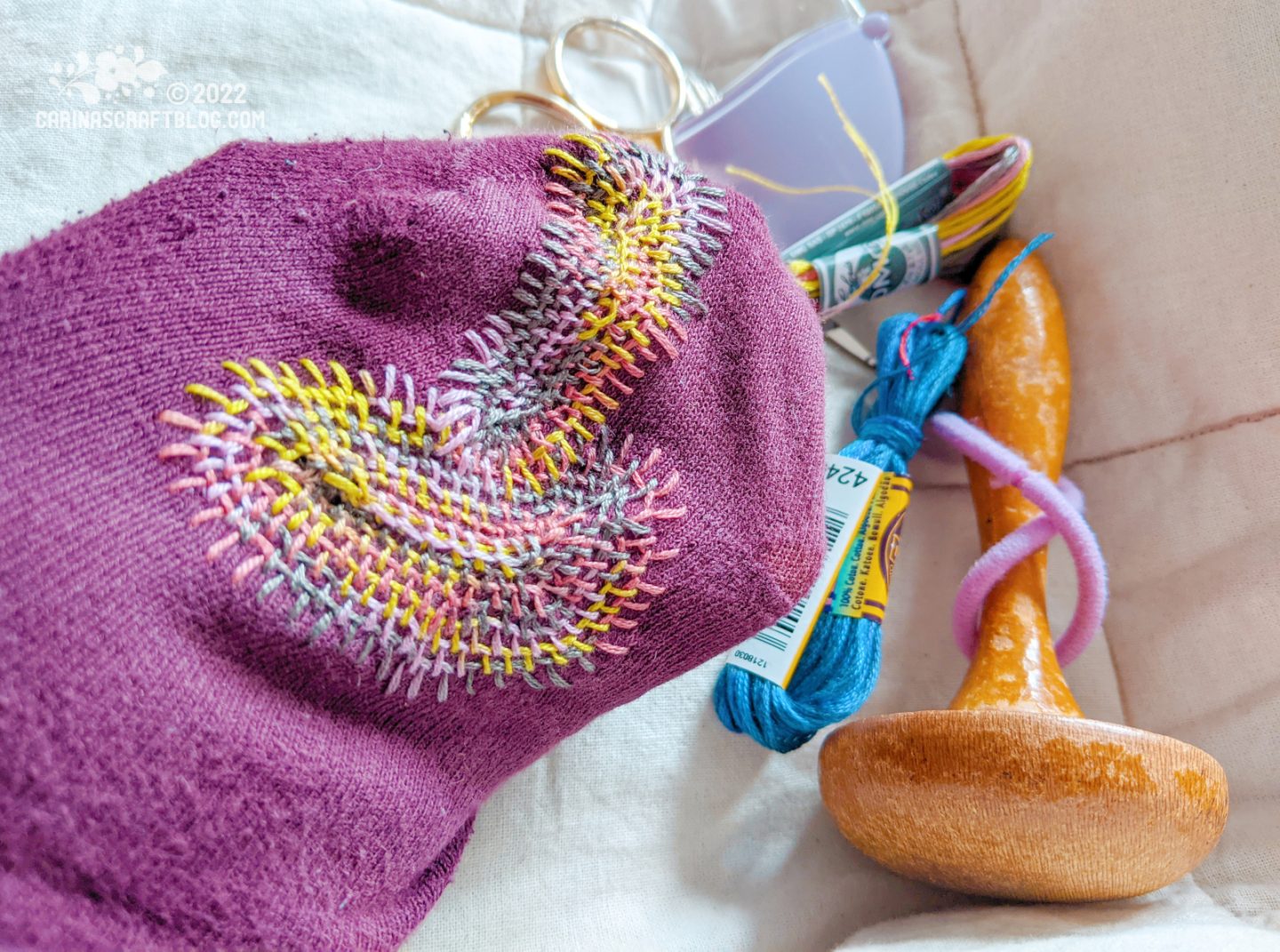 SOCKO • Hand Turned Darning Egg – The Draper's Daughter